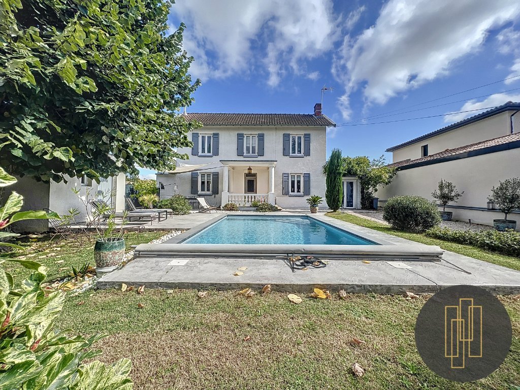 MAISON A VENDRE - ST BERNARD - 106 m2 - 520000€