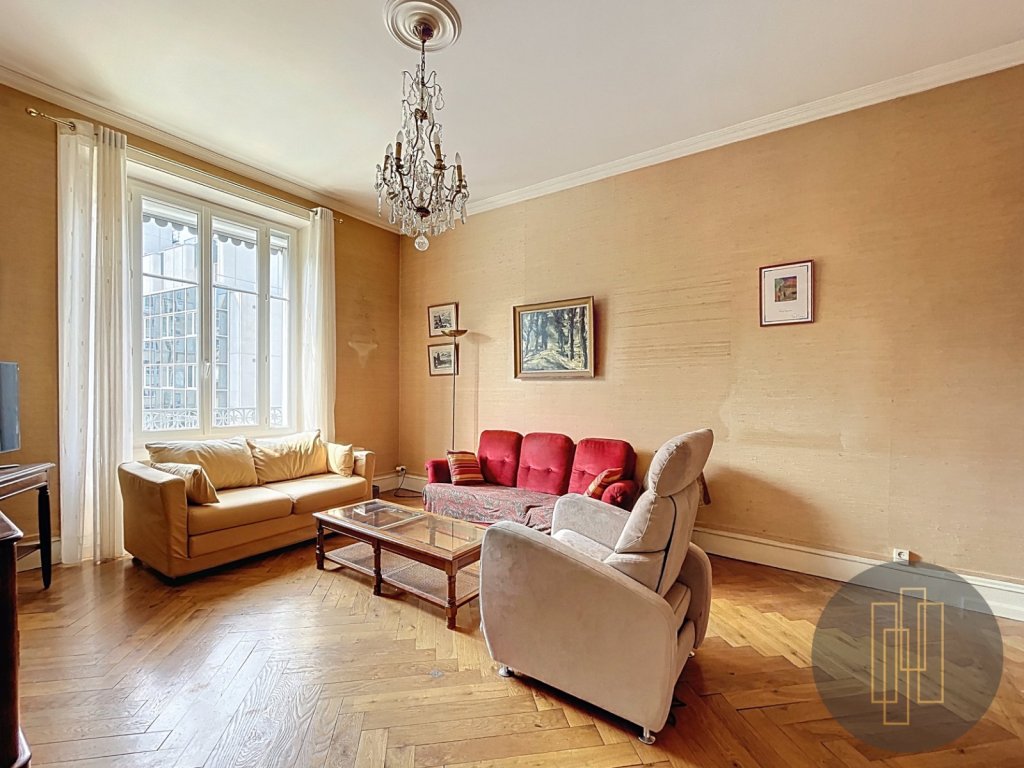 APPARTEMENT T3 A VENDRE - LYON 6EME ARRONDISSEMENT - 94.35 m2 - 535000€
