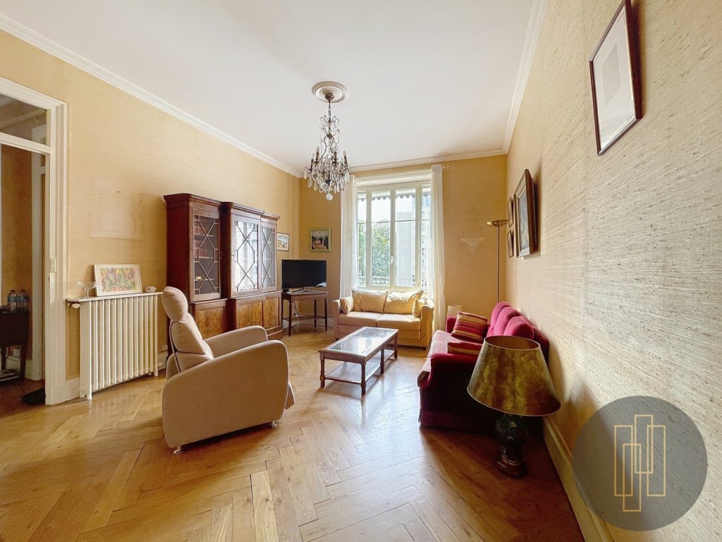 APPARTEMENT T3 - LYON 6EME ARRONDISSEMENT - 94.35 m2 - VENDU