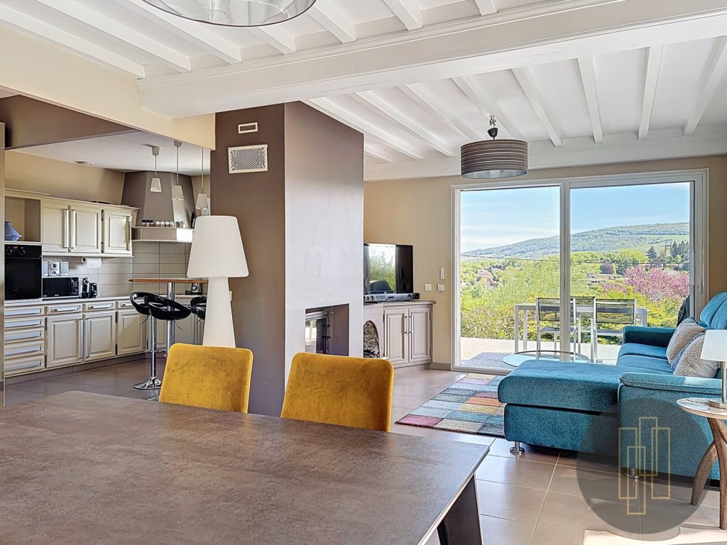 MAISON A VENDRE - DOMMARTIN - 115 m2 - 579 000 €