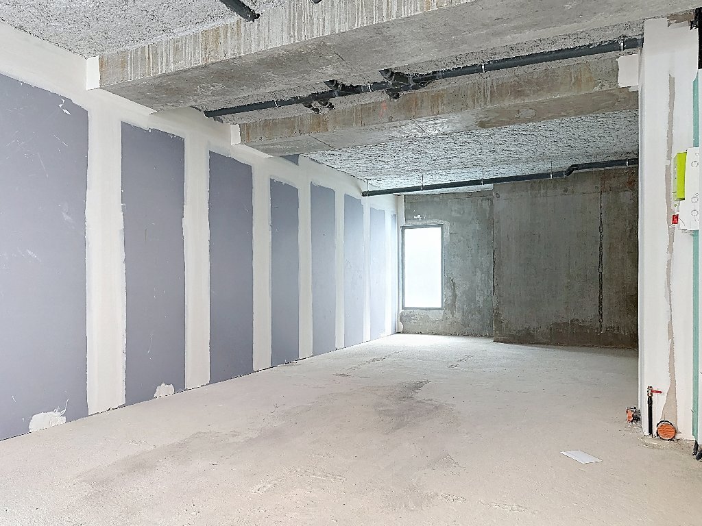 LOCAL COMMERCIAL A VENDRE - LYON 9EME ARRONDISSEMENT - 58 m2 - 234 000 €